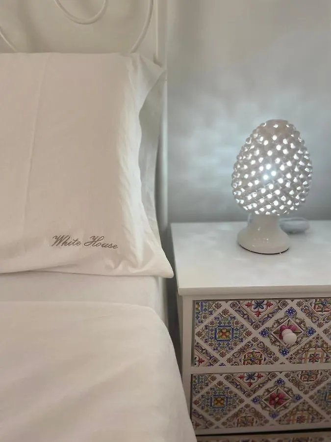 Salentina White House Bed & Breakfast Lecce
